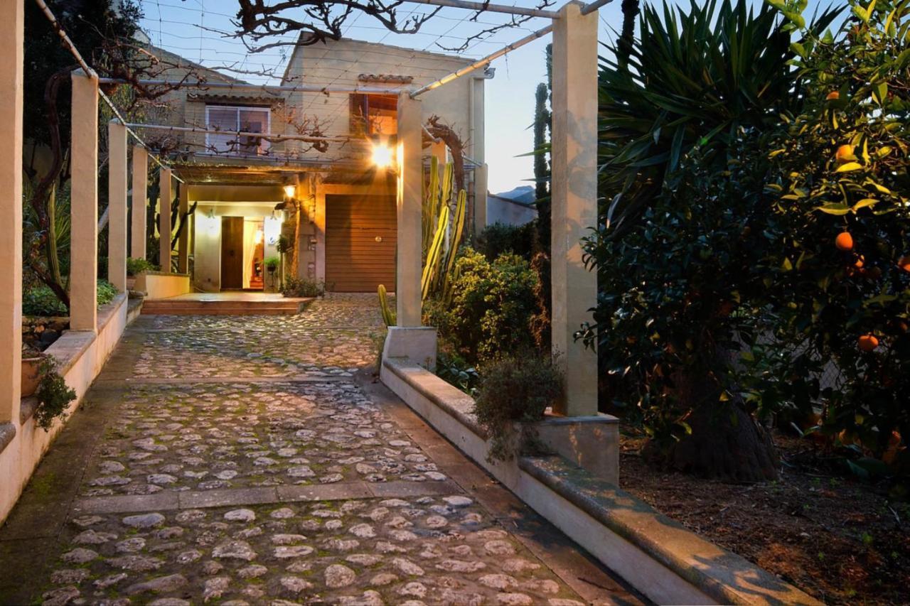 Can Moragues Pollenca Bagian luar foto